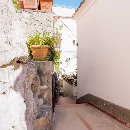 Proprieta Antonio 3 Unita Indipendenti *